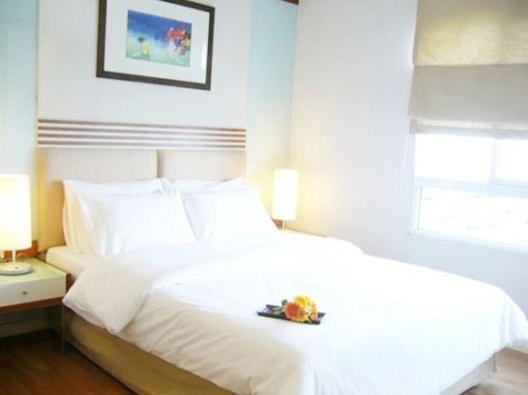 Area Sathorn Apartment Bangkok